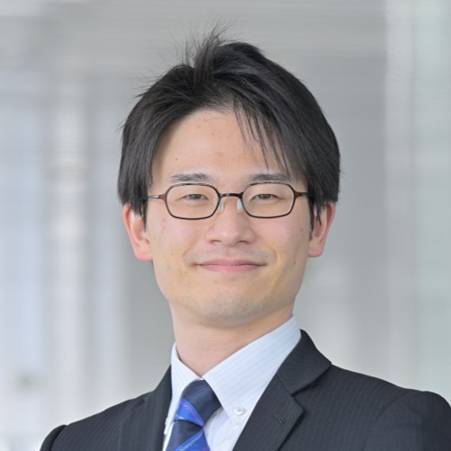綾塚　達郎